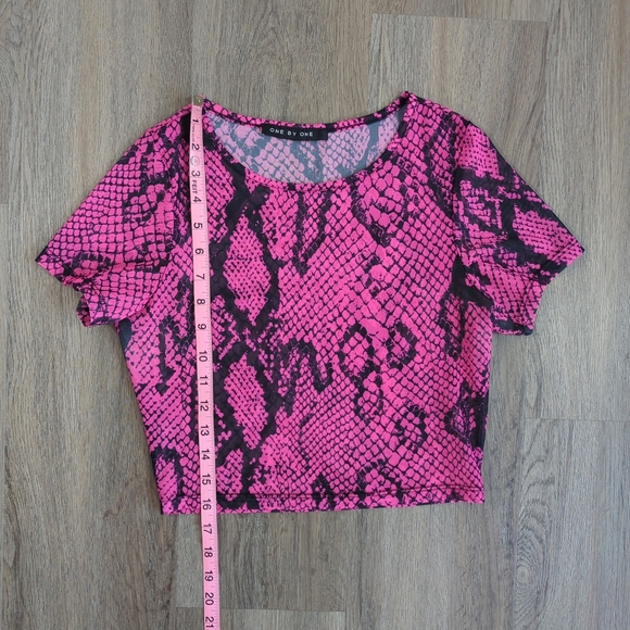 Dolls Kill Sugar Queen Seductress Mesh Crop Top Short Sleeve Pink Snake Print - Picture 5 of 7